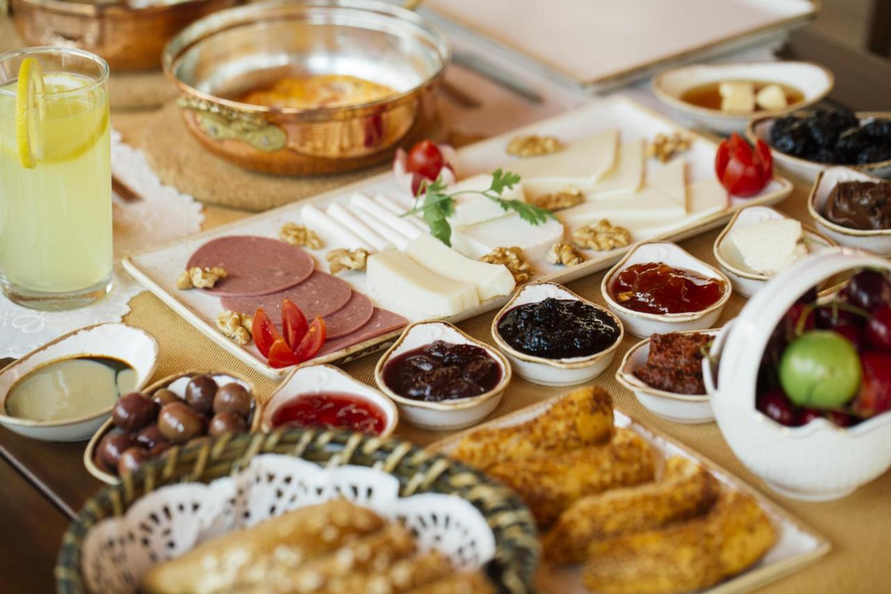 فندق Cunda Oezerbey Konagi (Adults Only) Ayvalı المظهر الخارجي الصورة